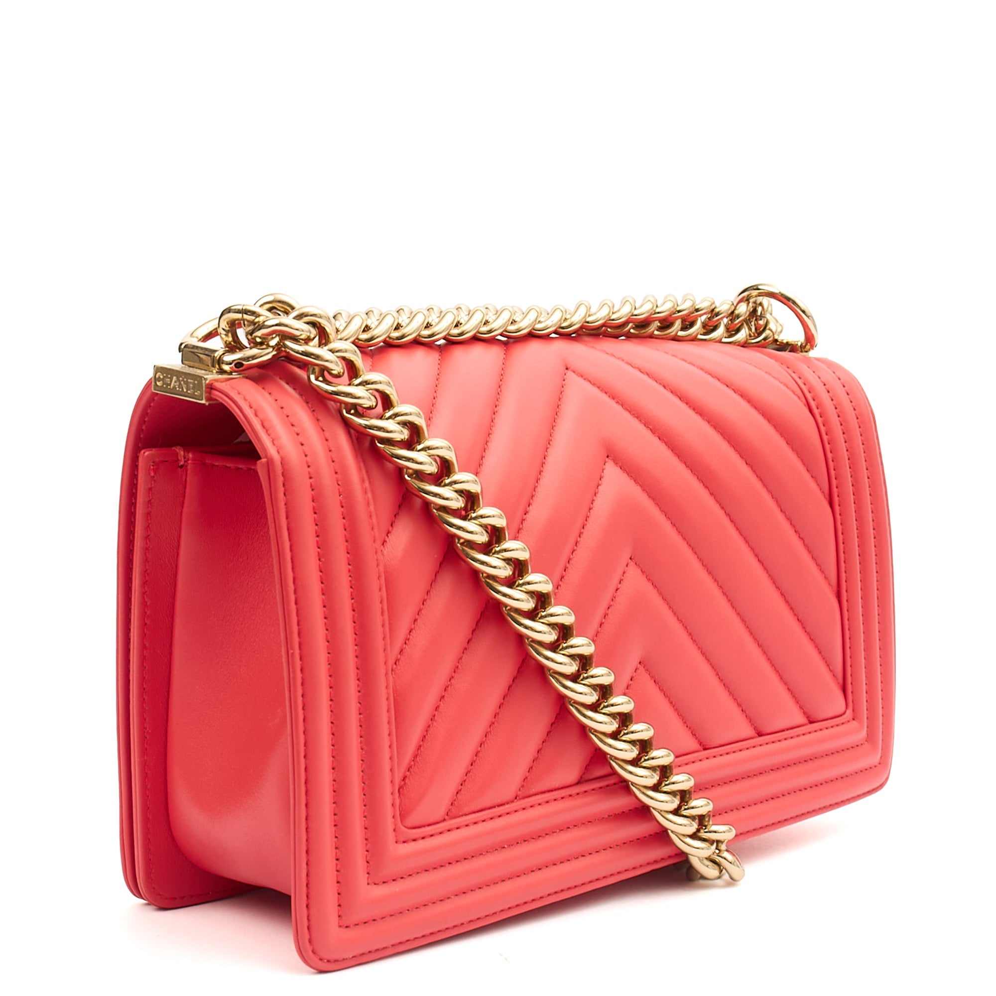 Chanel Shoulder Bag Boy - Medium in Pink, Calfskin Leather