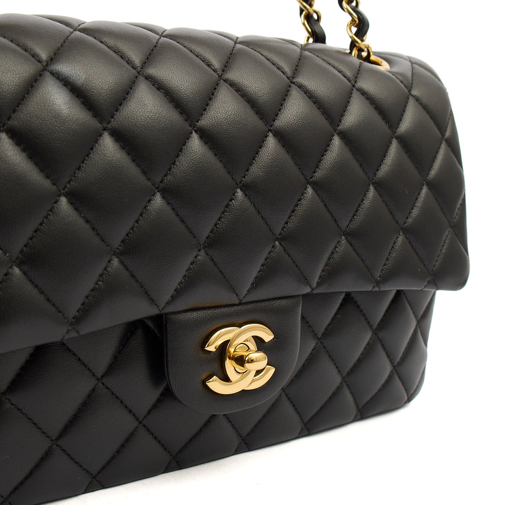 Chanel Classic Double Flap - Medium in Black, Lambskin Leather