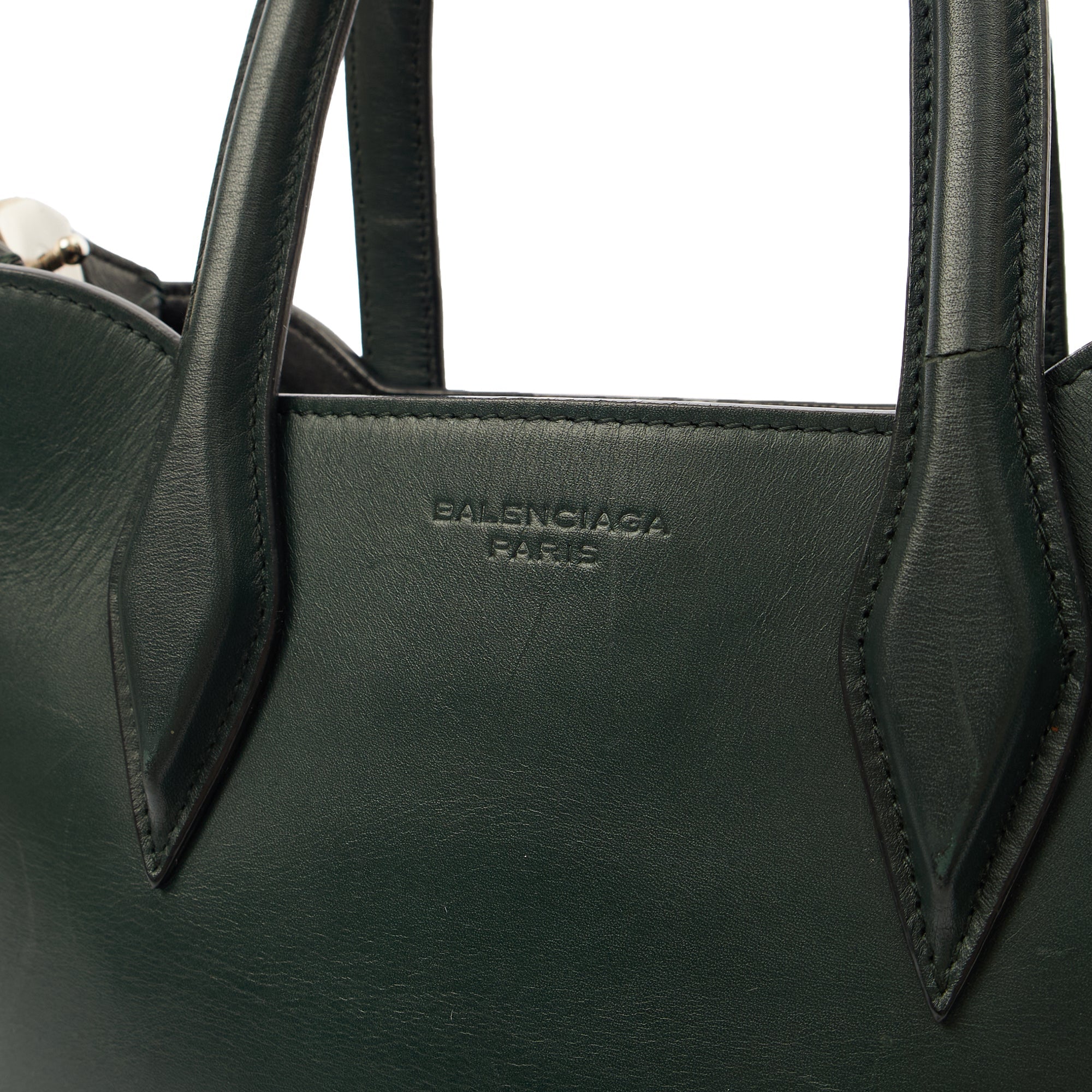 Balenciaga Tote Maillon Tote in Green, Leather