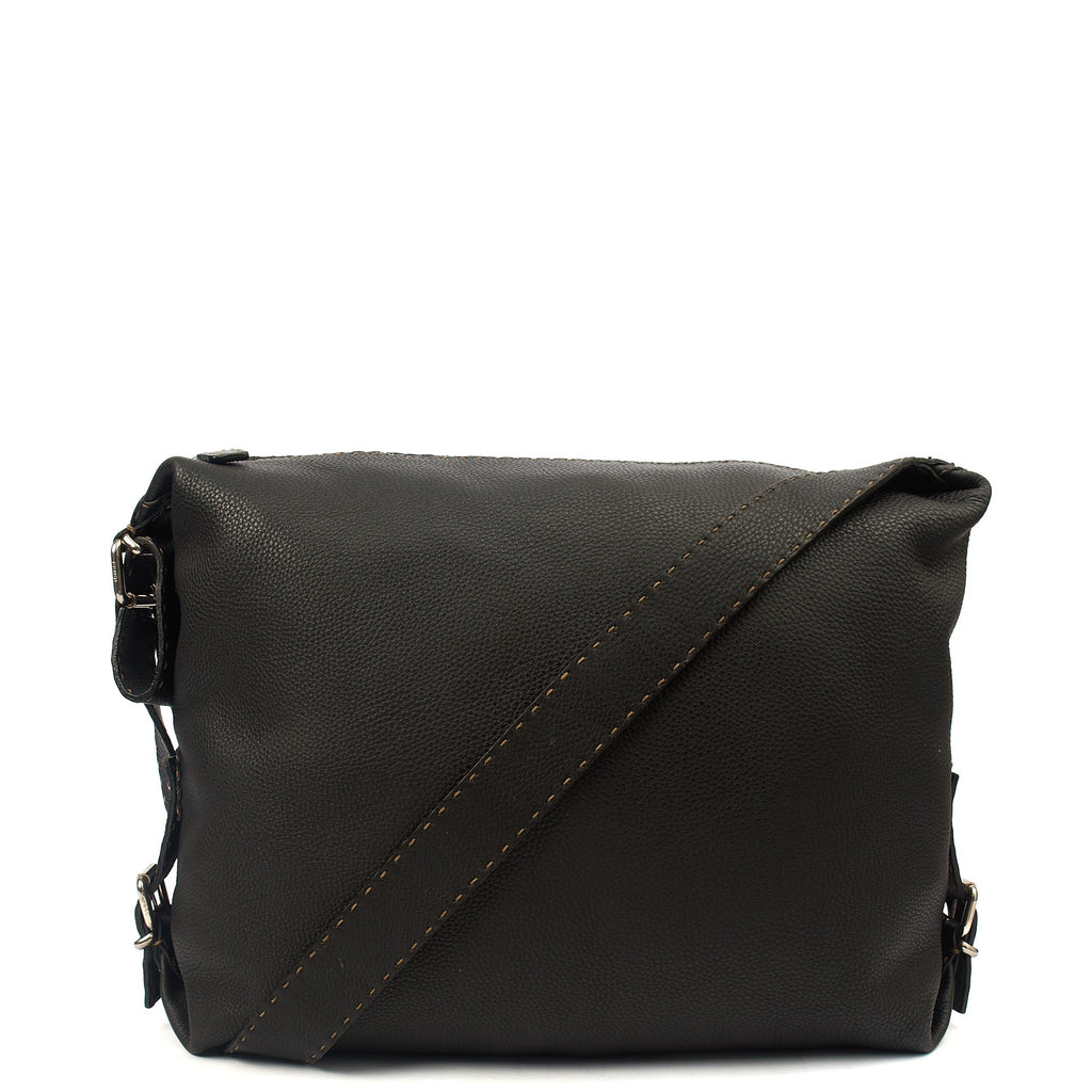 Fendi Tote Shoulder Bag in Black, Leather