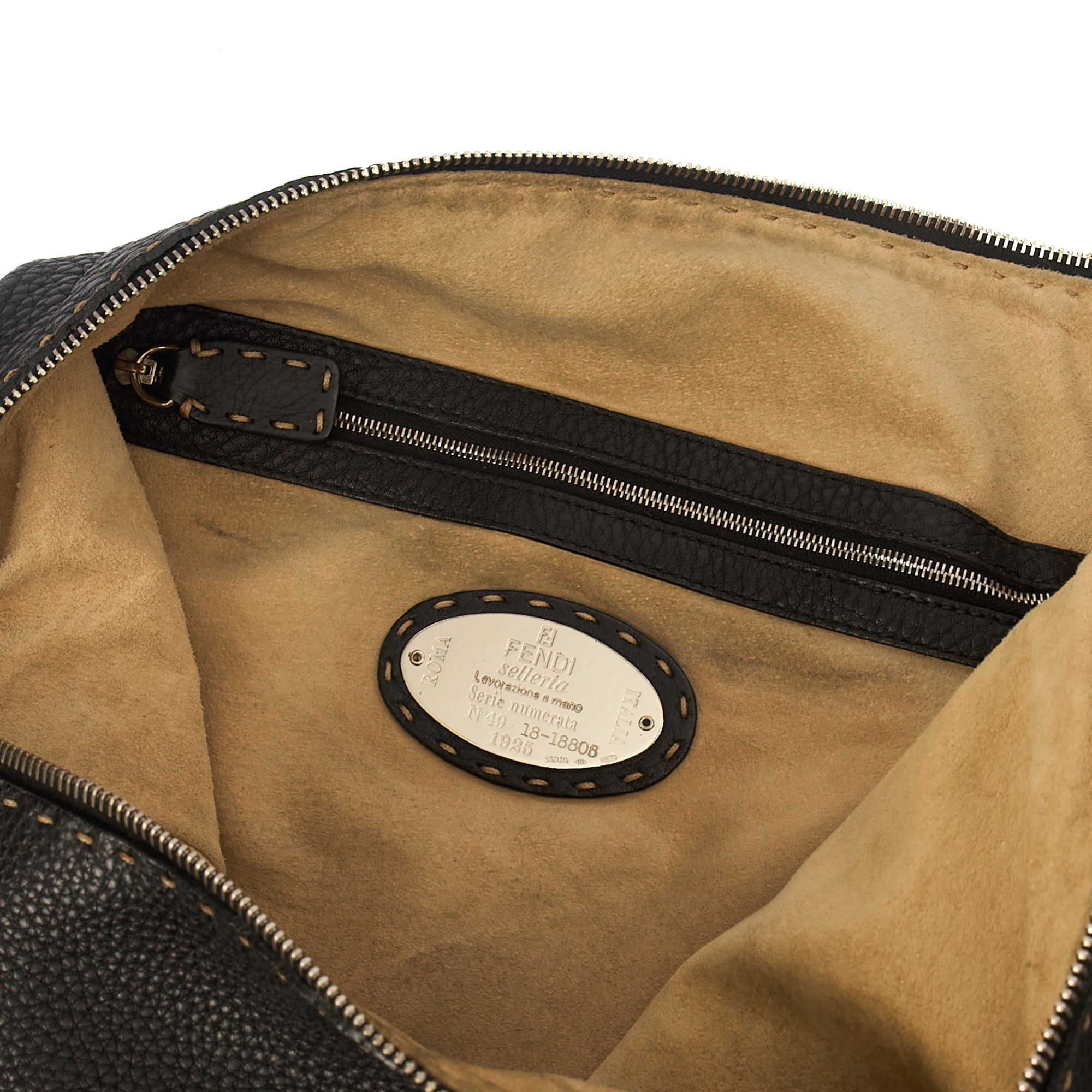 Fendi Tote Shoulder Bag in Black, Leather