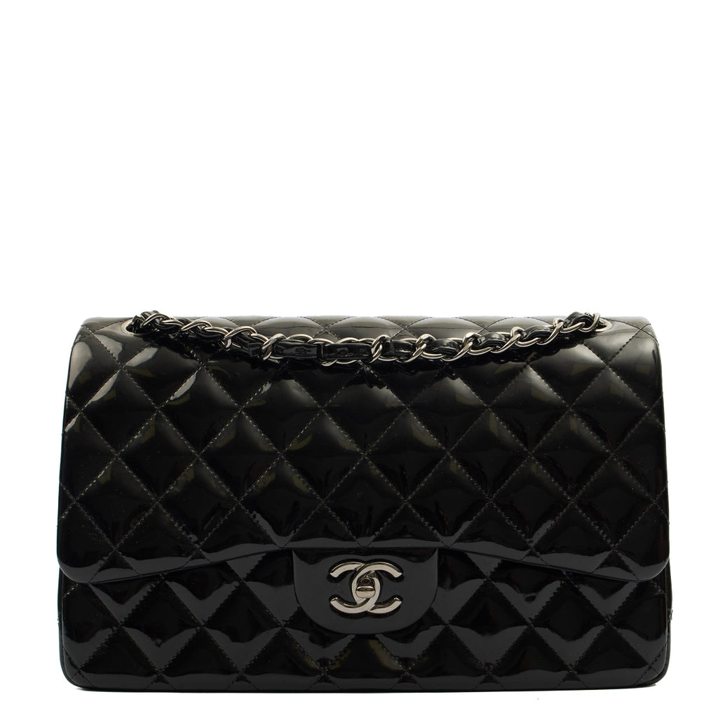 Chanel Shoulder Bag Classic Double Flap - Medium in Black, Patent Leather