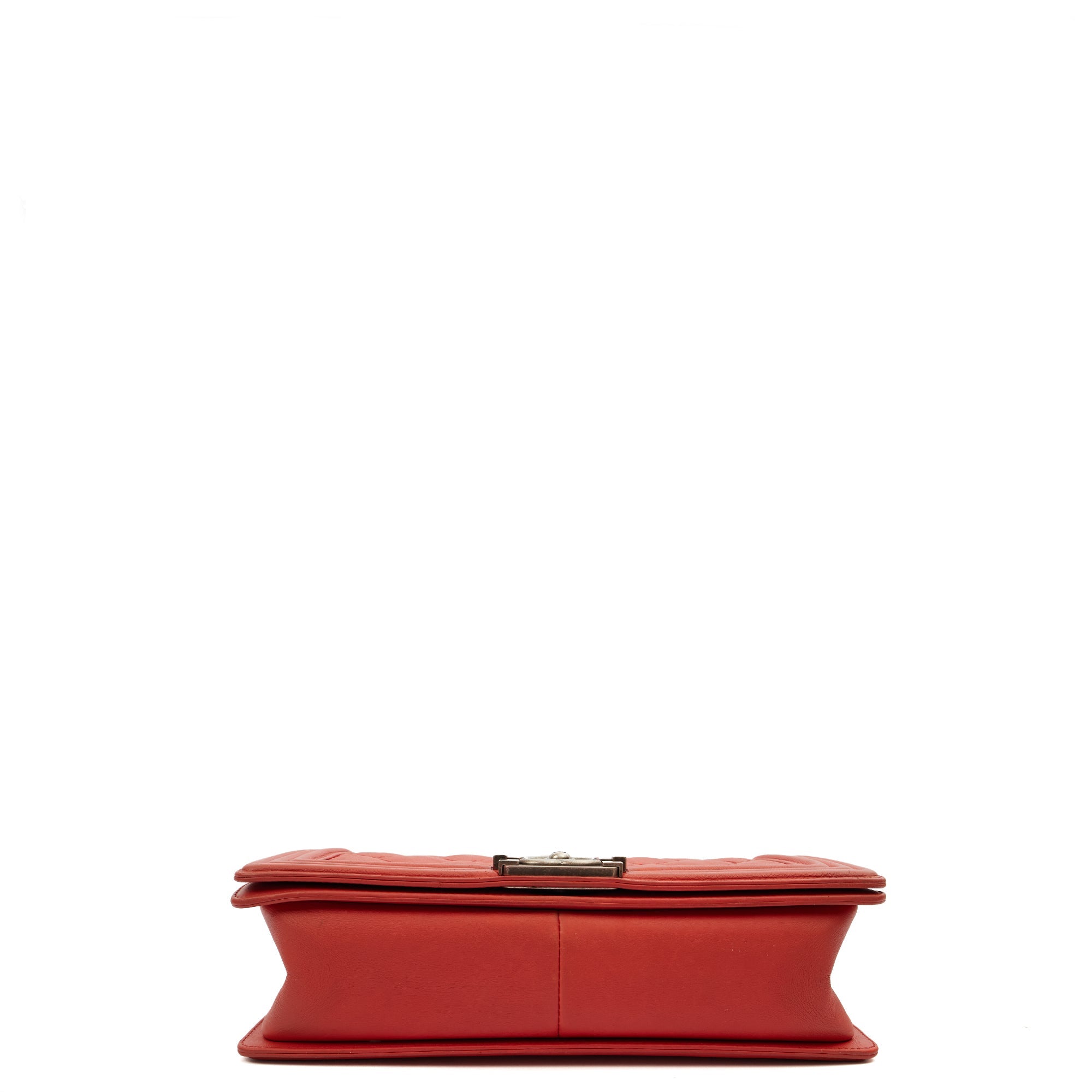 Chanel Shoulder Bag Boy - Medium in Red, Calfskin Leather