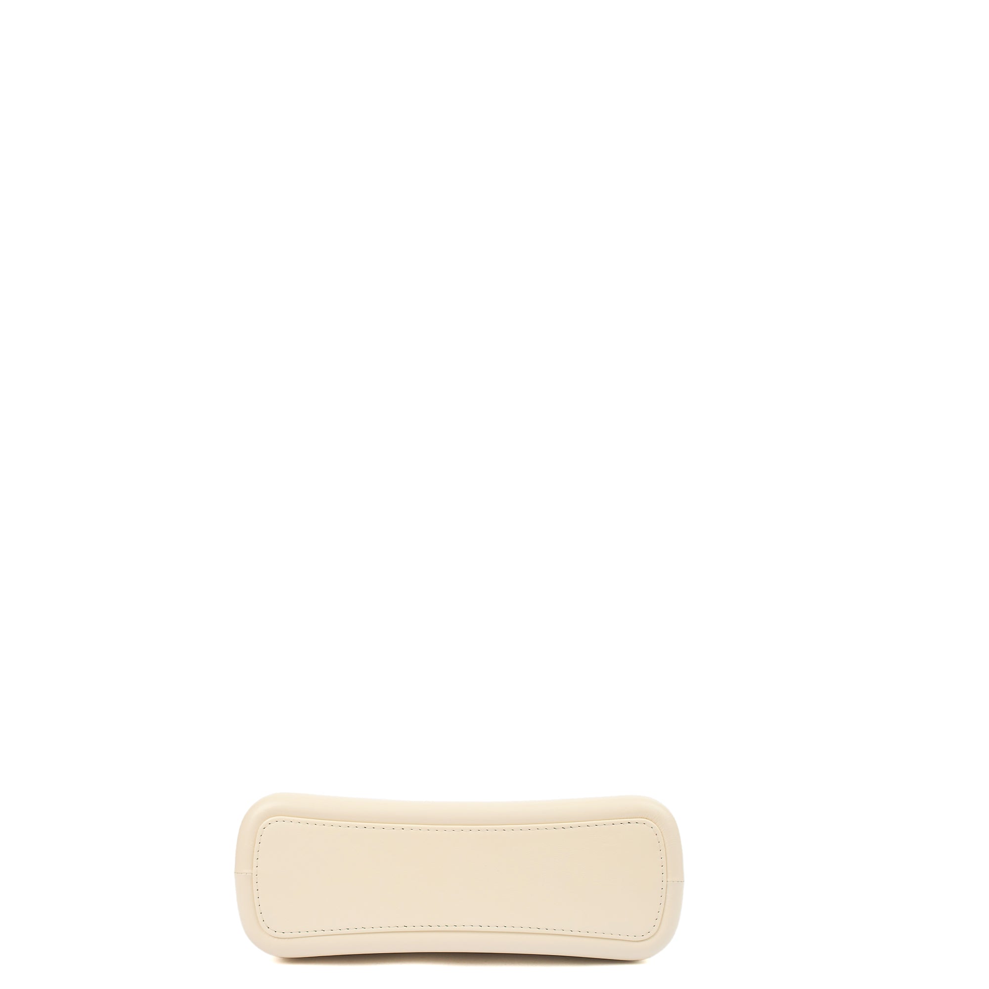 Chanel Shoulder Bag Gabrielle Hobo - Large in Cream, Leather