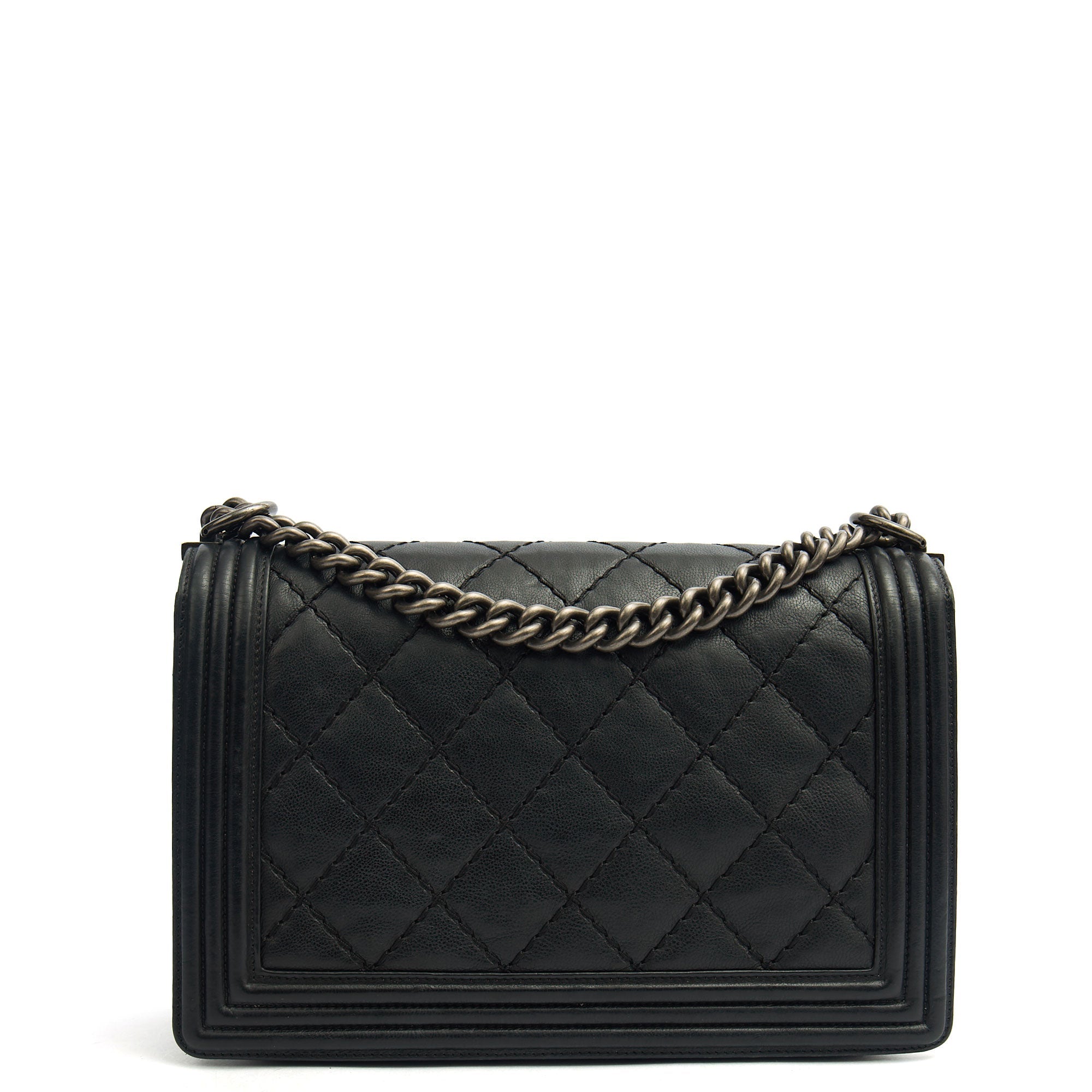 Chanel Shoulder Bag Boy - New Medium in Black, Calfskin Leather