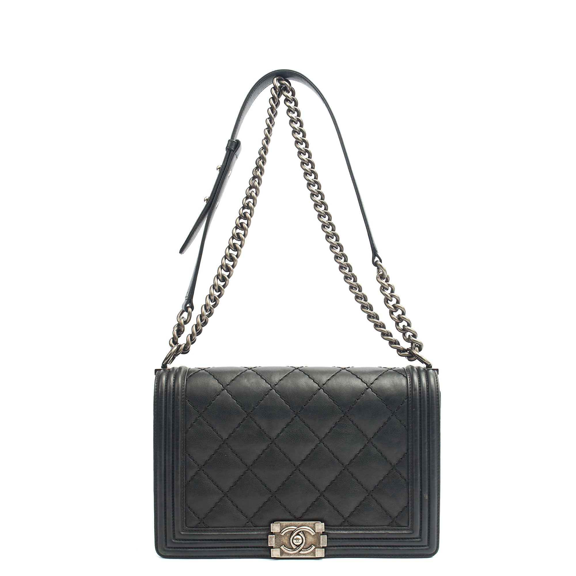 Chanel Shoulder Bag Boy - New Medium in Black, Calfskin Leather
