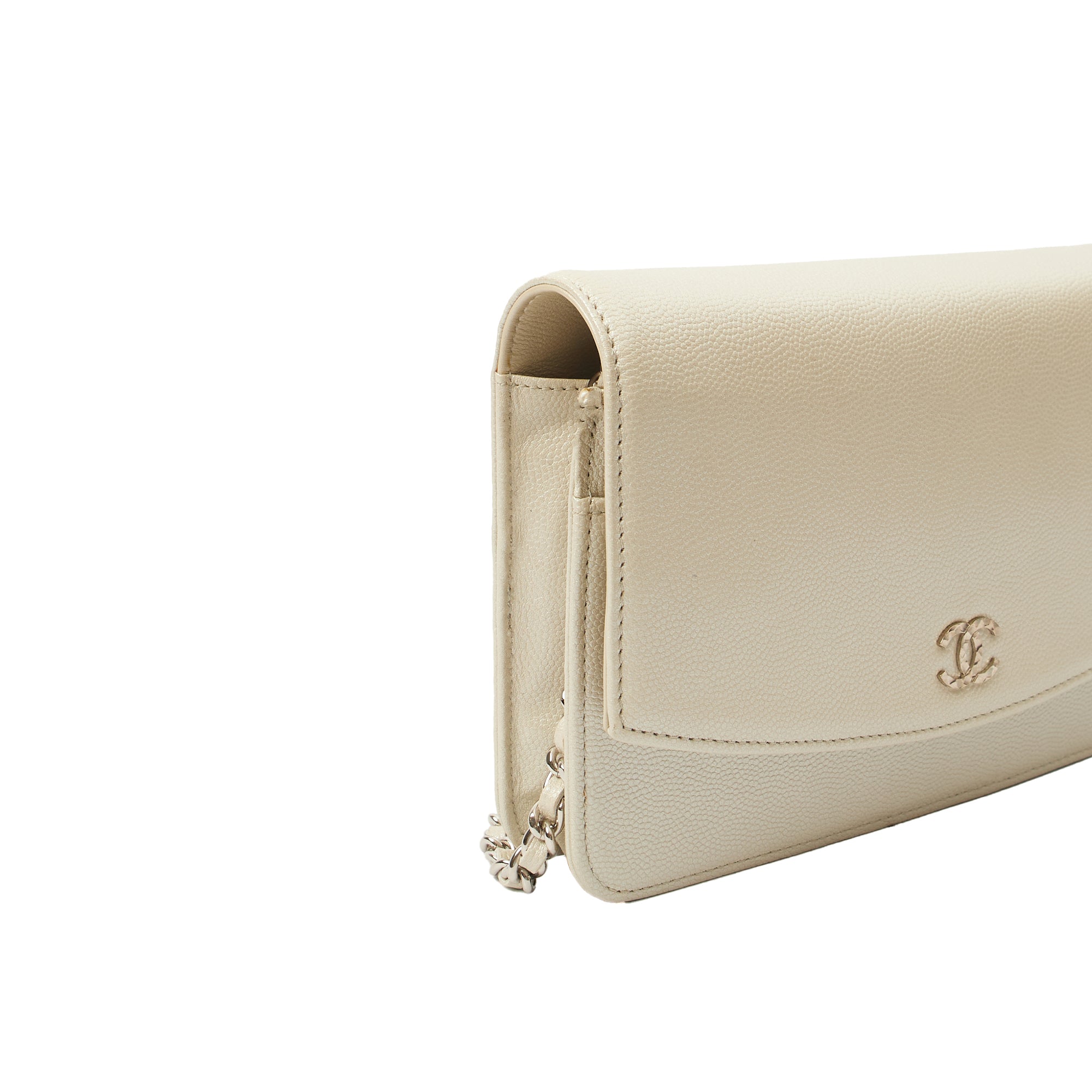 Chanel Cross Body Wallet on Chain in Metallic, Caviar Leather