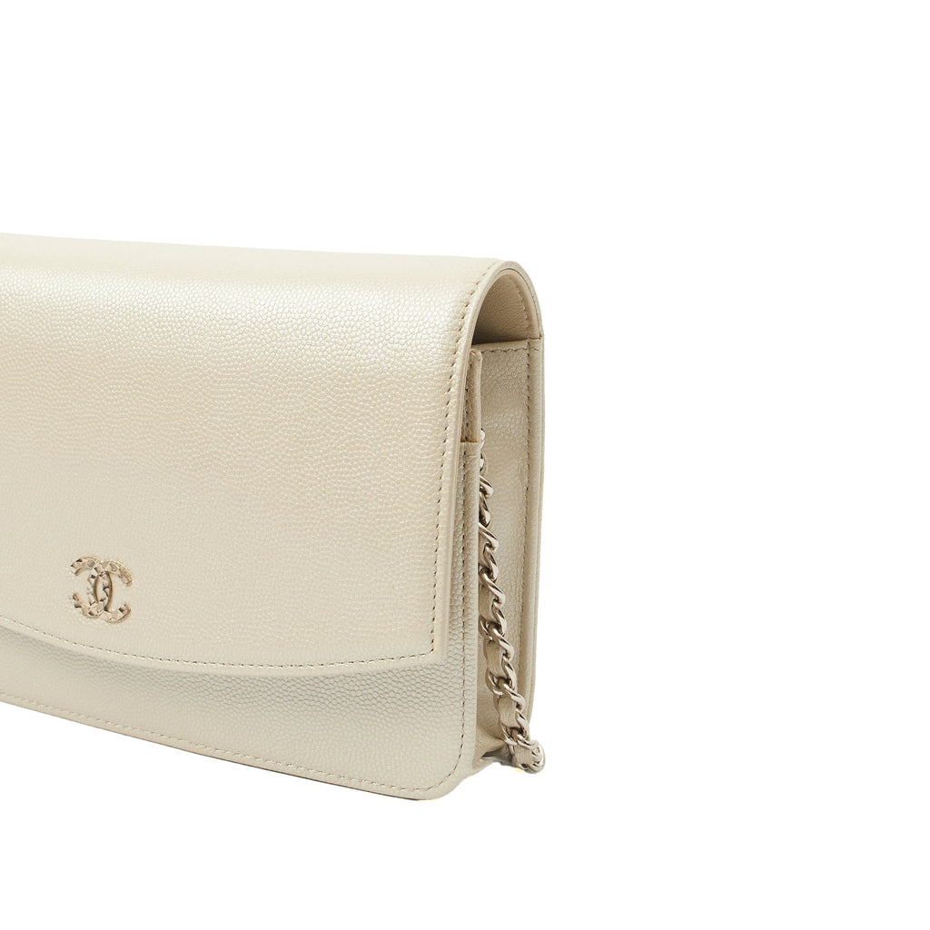 Chanel Cross Body Wallet on Chain in Metallic, Caviar Leather