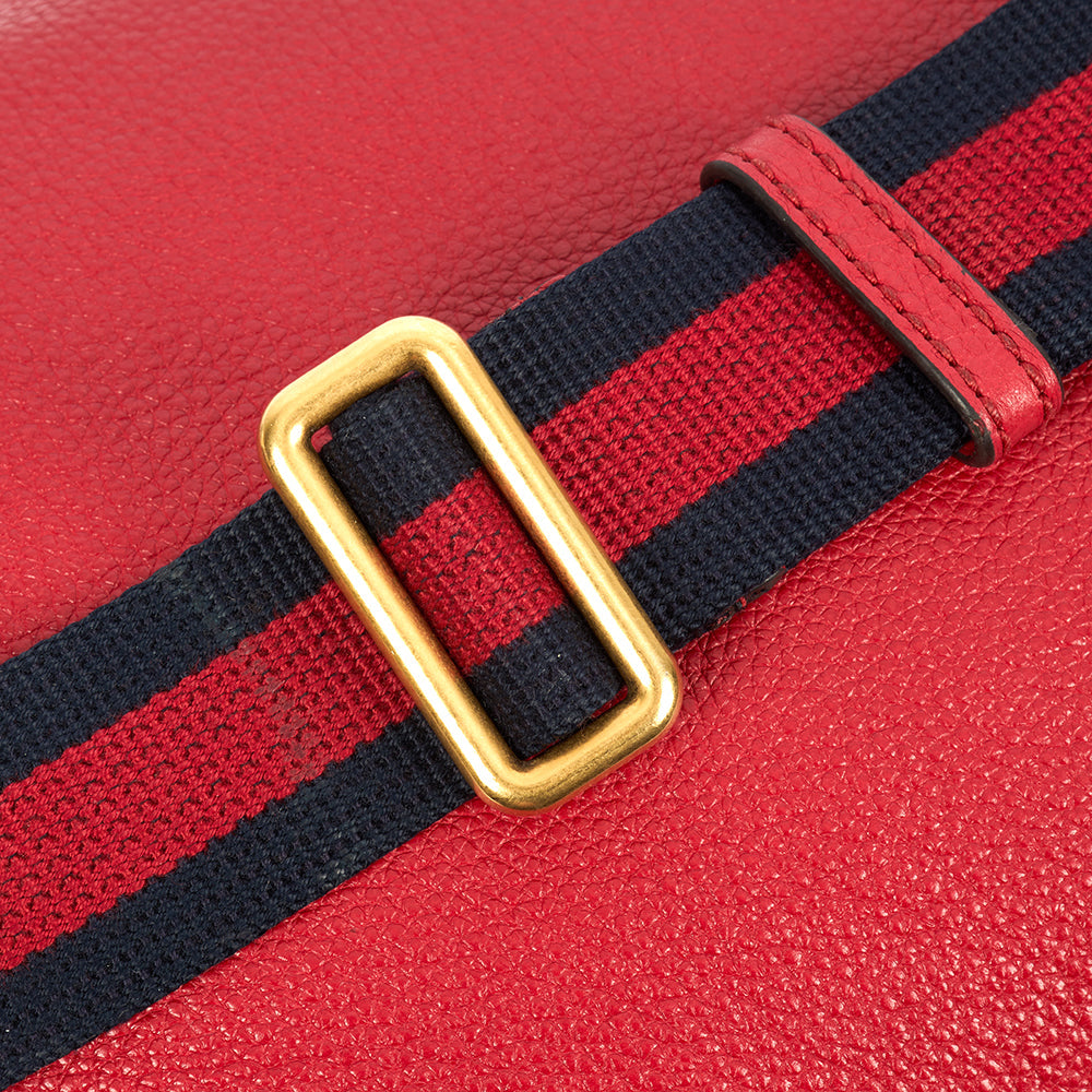 Gucci Bum Bag in Red, Leather