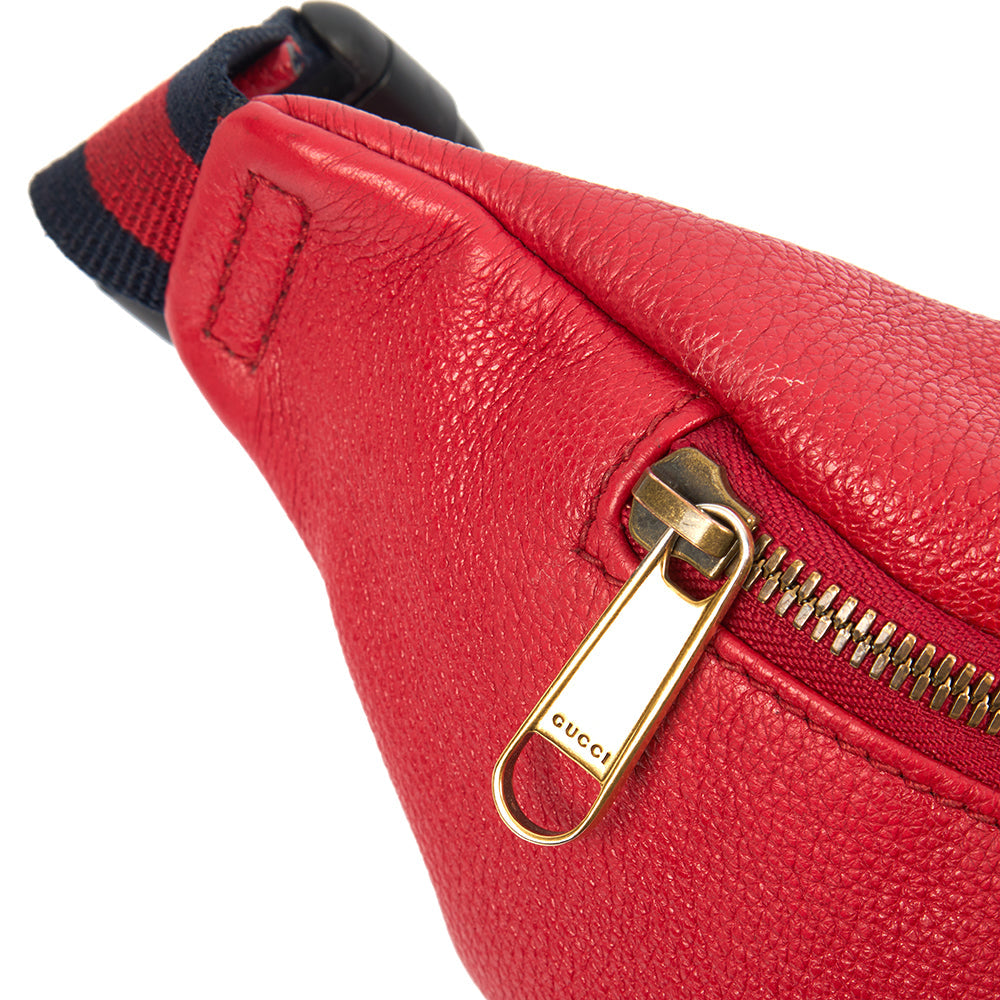 Gucci Bum Bag in Red, Leather