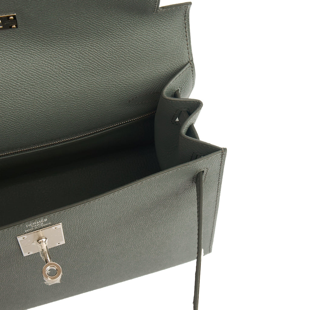 Hermes Tote Kelly 28 in Verte Amande, Epsom Leather