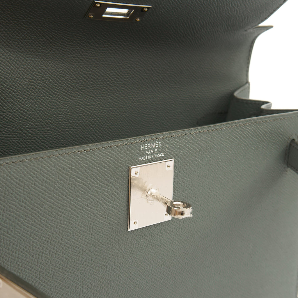 Hermes Tote Kelly 28 in Verte Amande, Epsom Leather