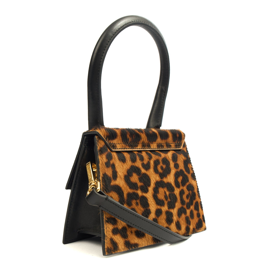 Jacquemus Top Handle Le Chiquito Moyen in Brown, Leather