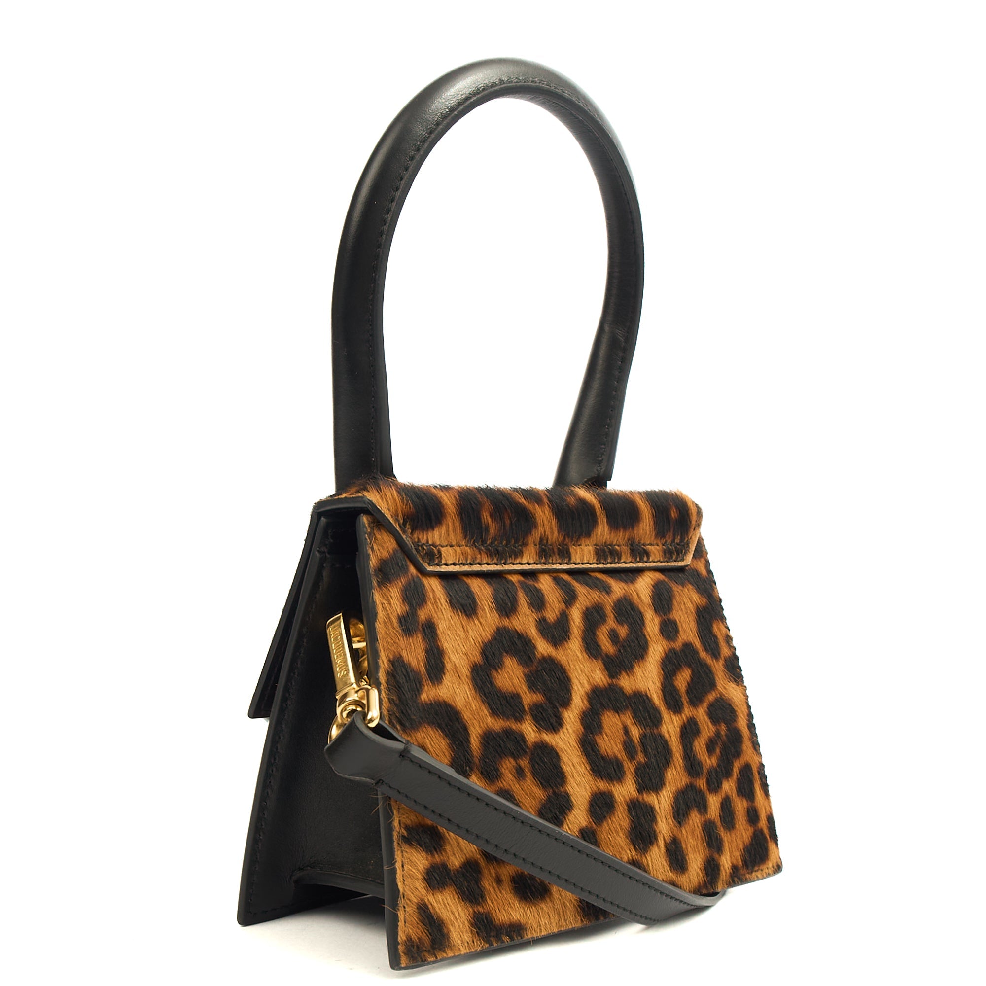 Jacquemus Top Handle Le Chiquito Moyen in Brown, Leather