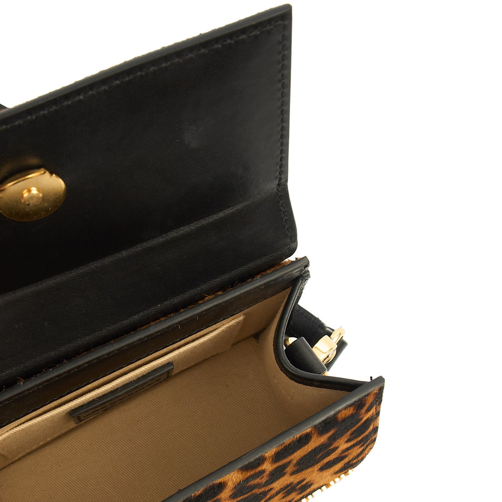 Jacquemus Top Handle Le Chiquito Moyen in Brown, Leather