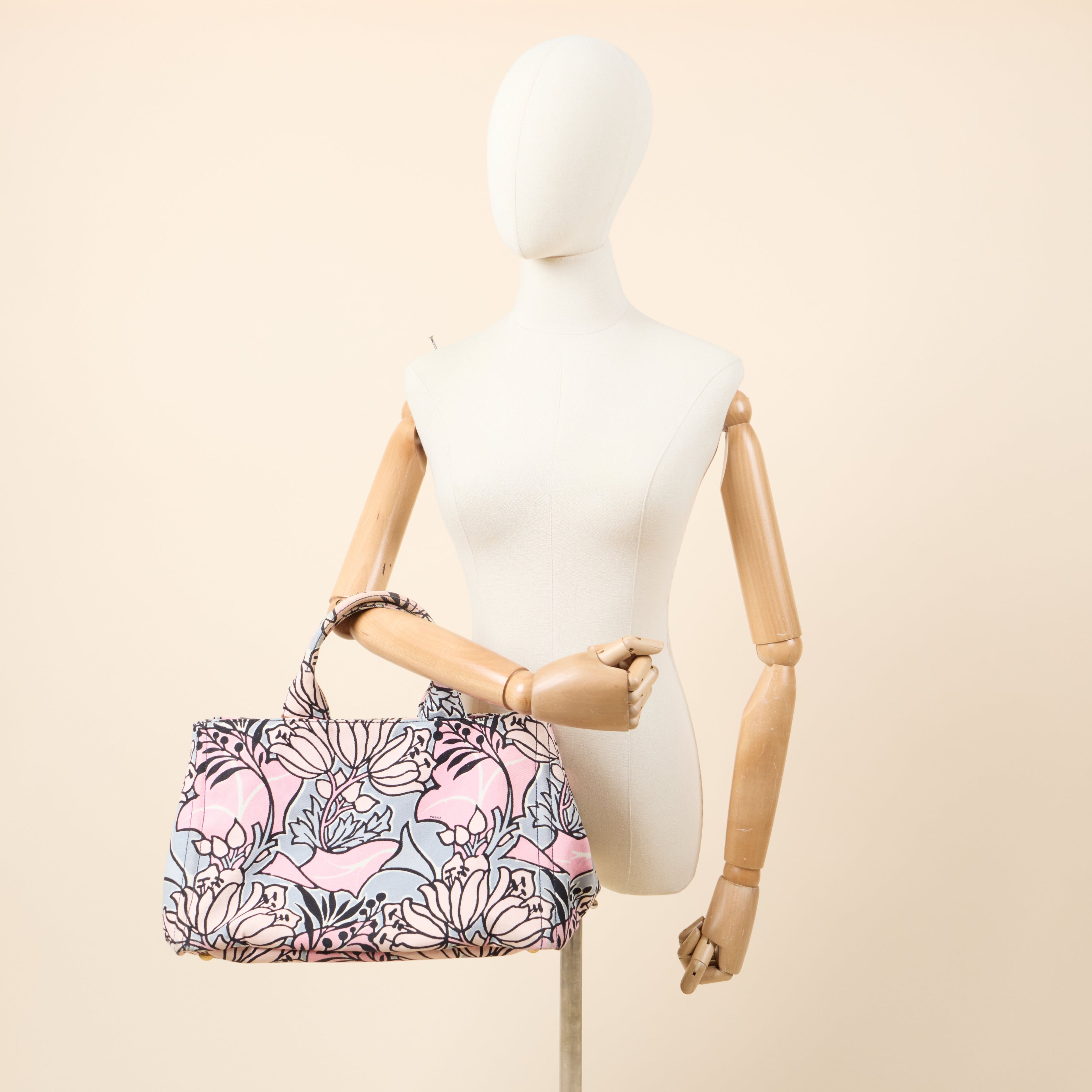 Prada Tote Logo Tote Bag in Pink, Canvas
