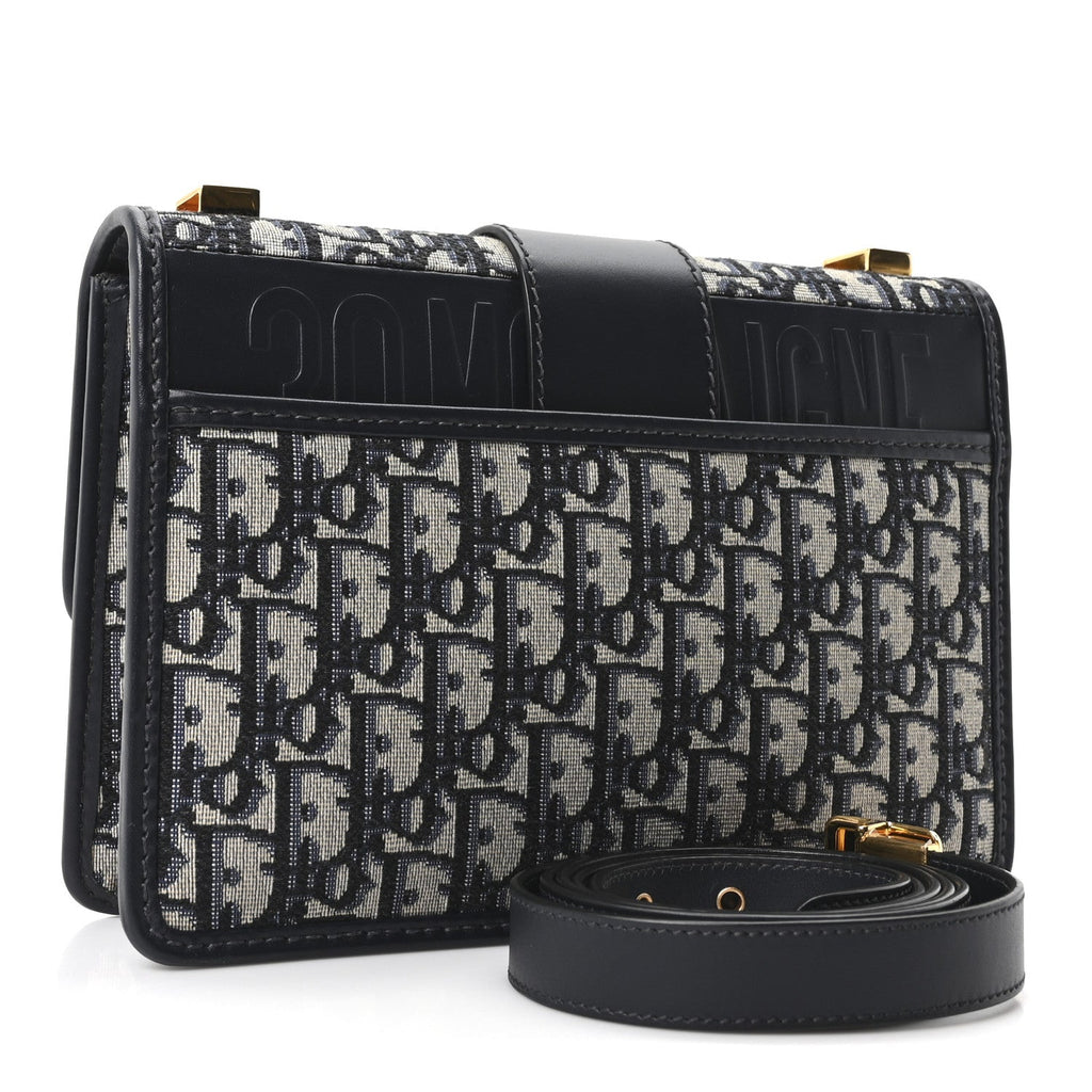 Oblique 30 Montaigne Flap Bag Blue