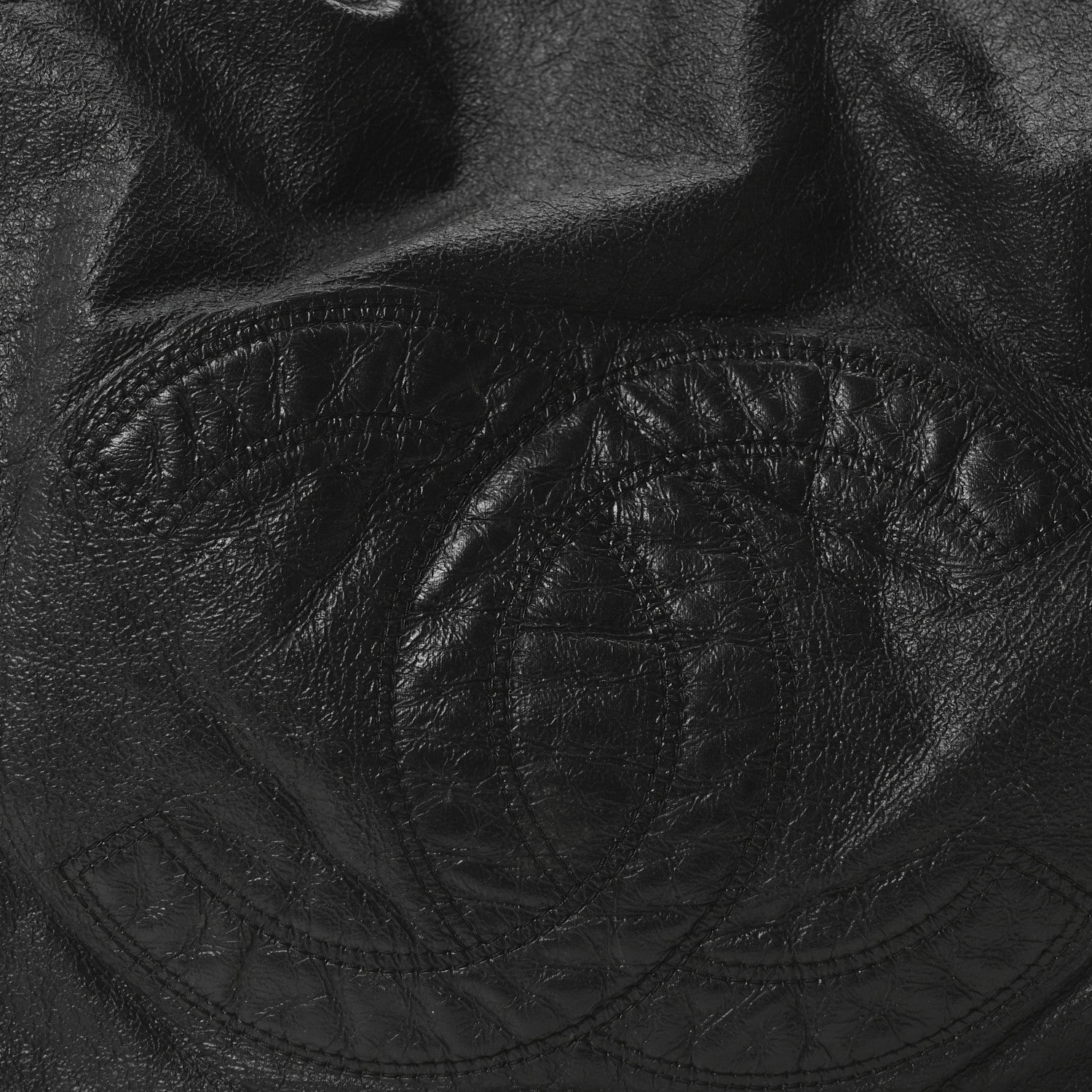 Vinyl XL Rock and Chain Flap Black
