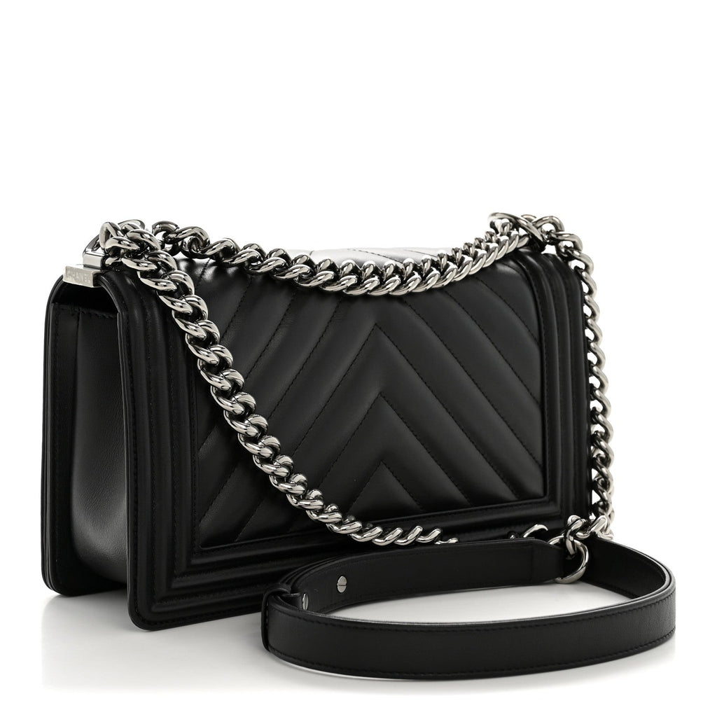 Lambskin Chevron Quilted Medium Boy Flap Black