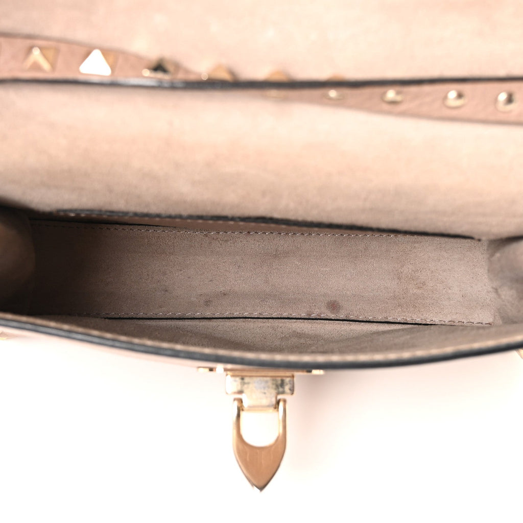 Pebbled Calfskin Medium Rockstud Flip Lock Crossbody Bag Skin Sorbet