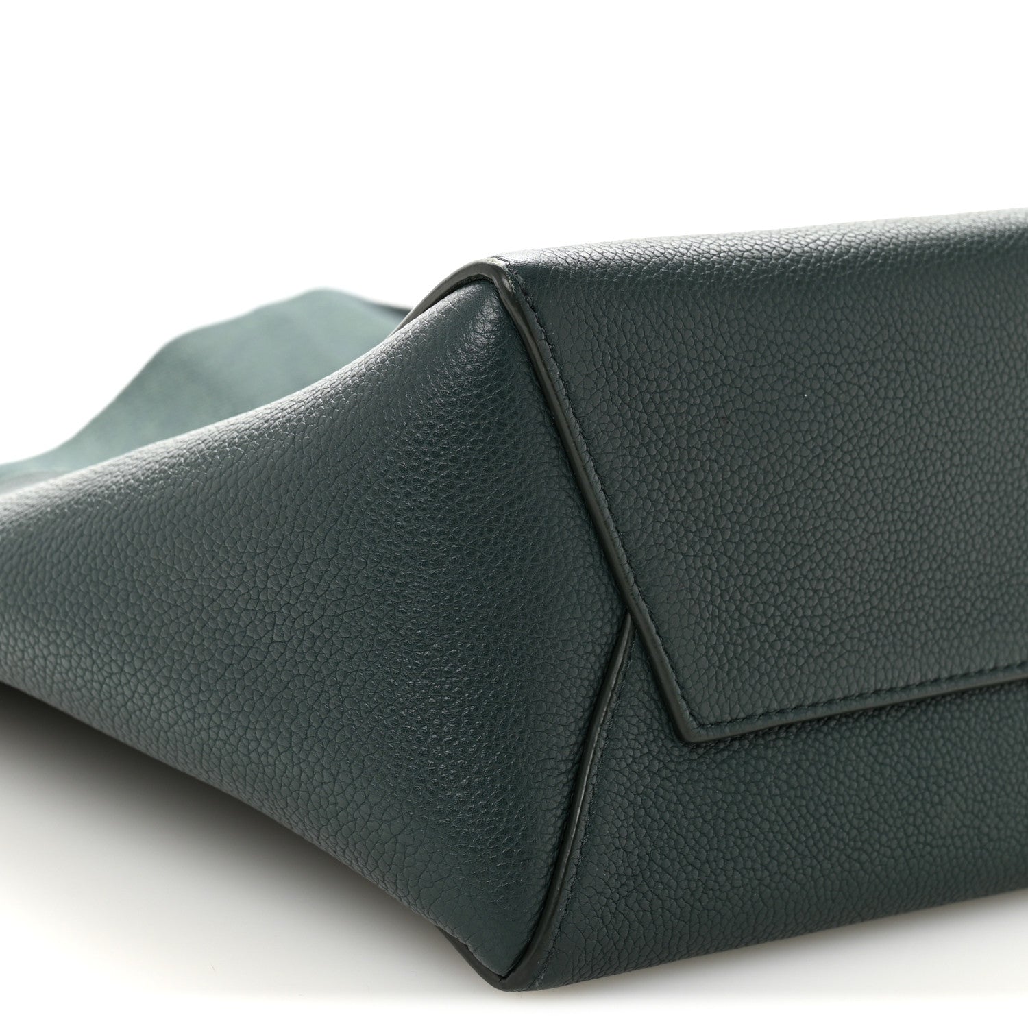 Soft Grained Calfskin Small Sangle Bucket Bag Amazone