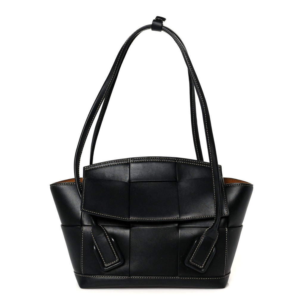 French Calfskin Maxi Intrecciato Arco 33 Black