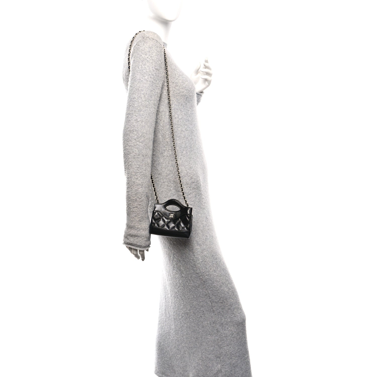 Shiny Lambskin Quilted Micro 31 Clutch With Chain Black