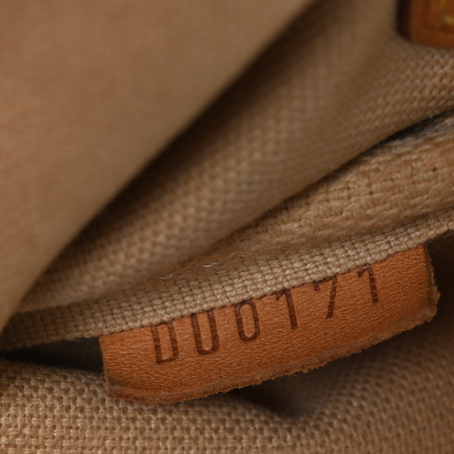 Damier Azur Eva Clutch
