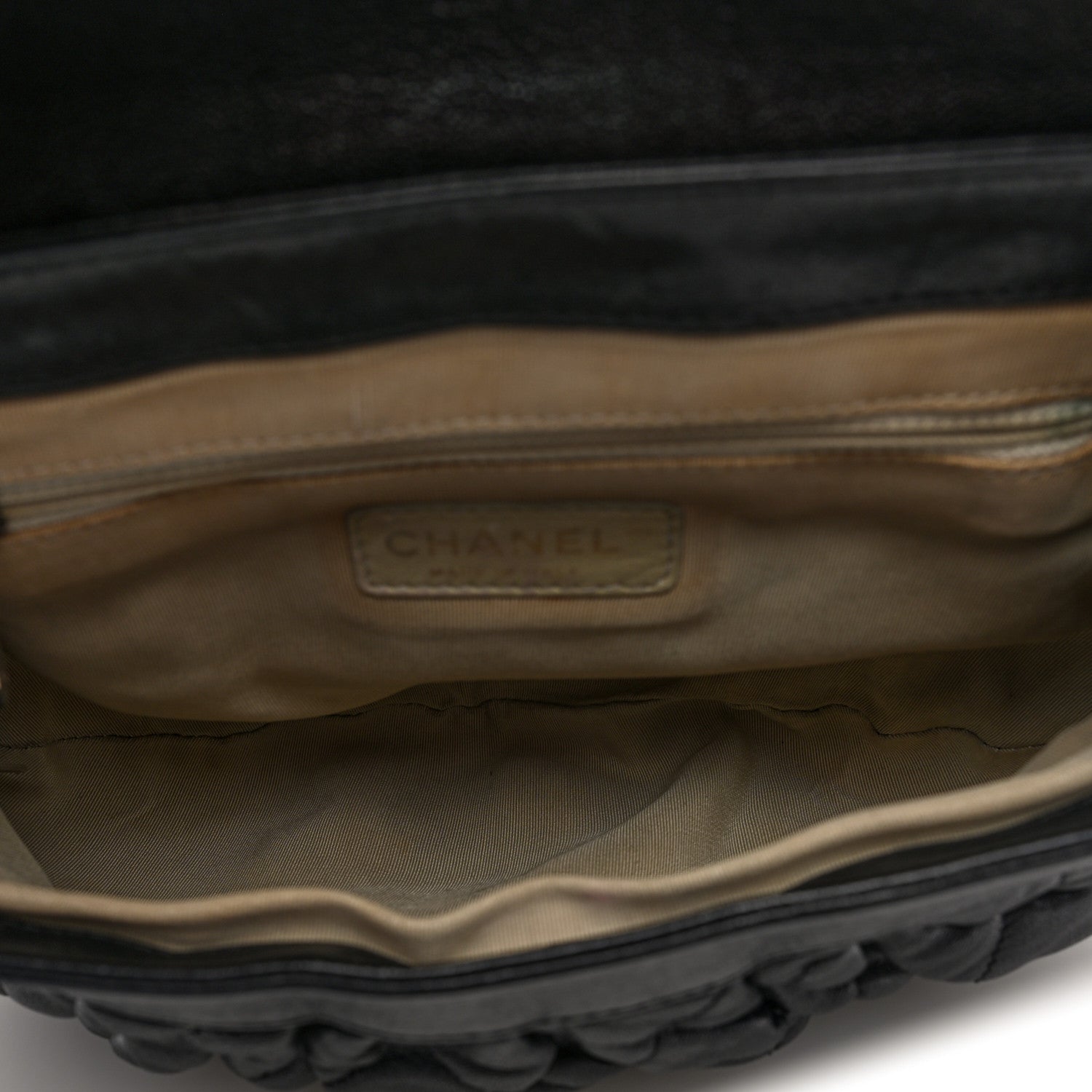 Washed Lambskin Quilted Medium Chain Around Messenger Black