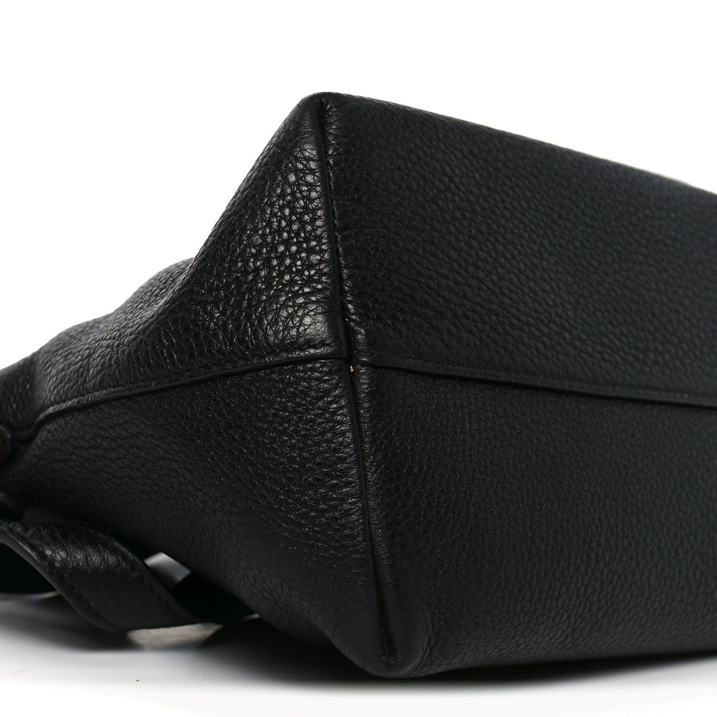 Vitello Daino Small Tote Black