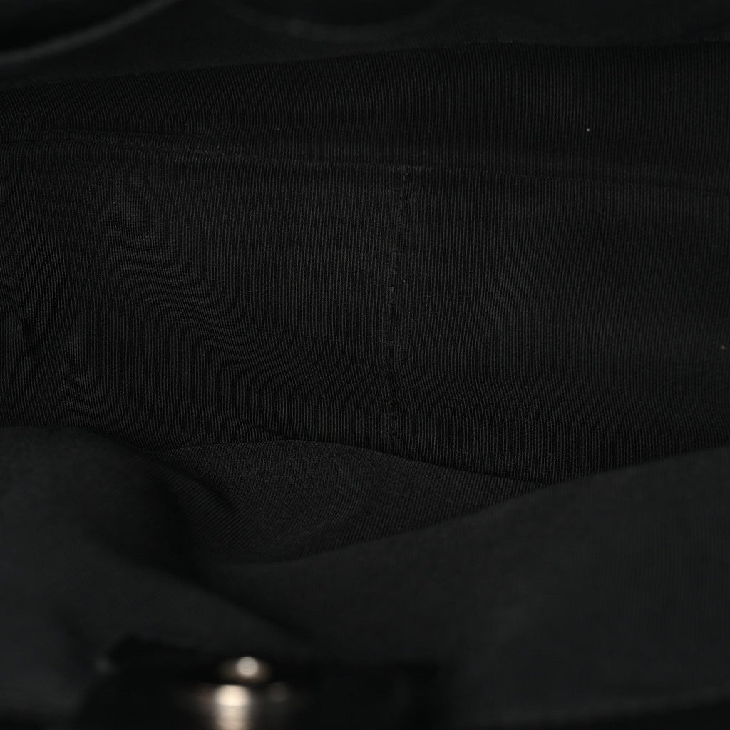 Caviar Quilted Petit Shopping Tote PST Black