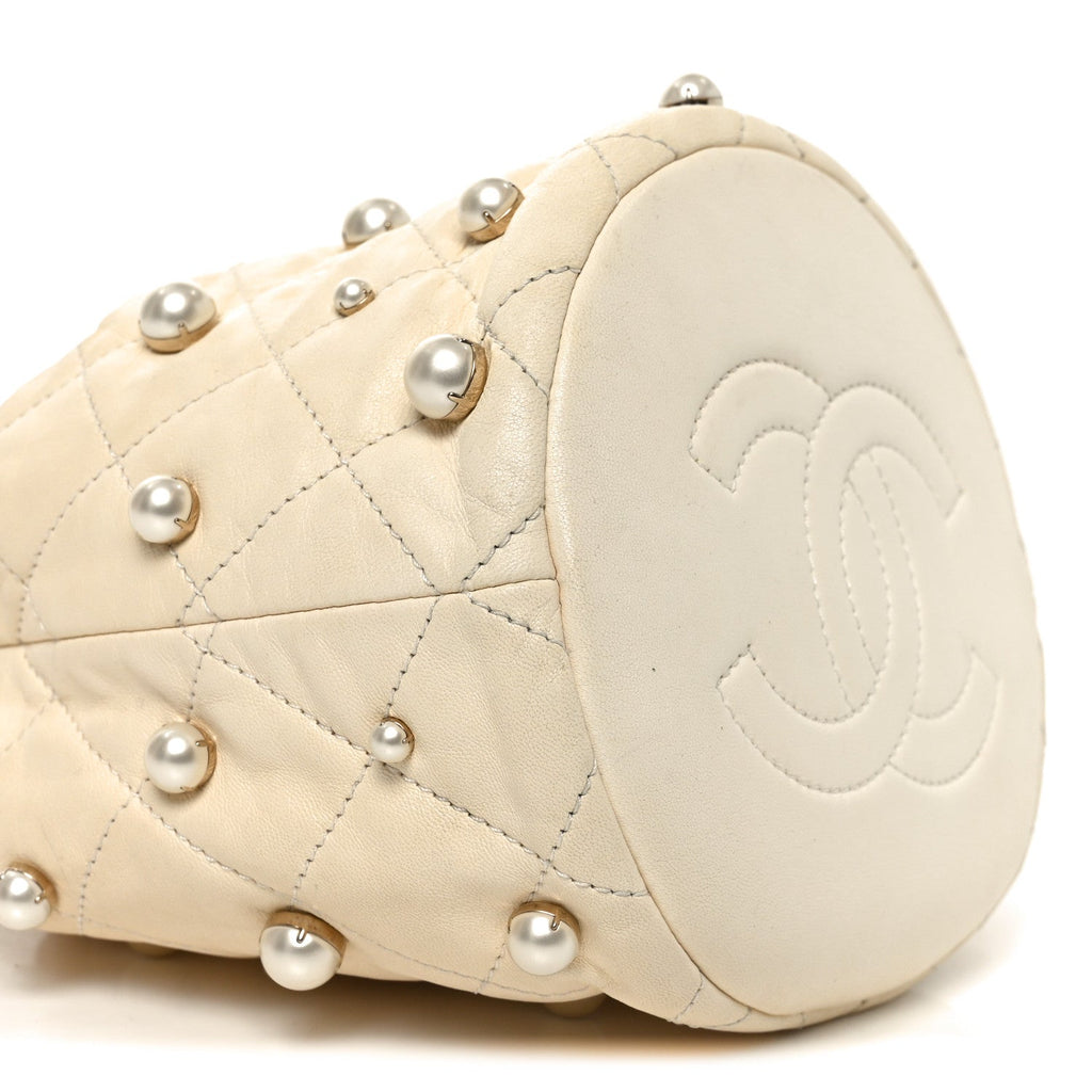 Lambskin Quilted Pearl Mini About Pearls Drawstring Bag White