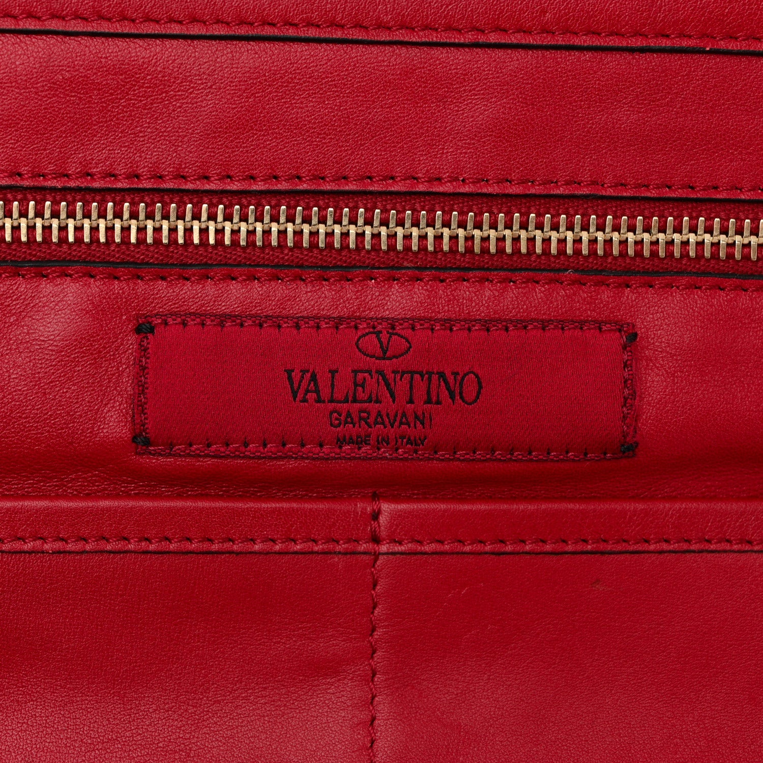 Vitello Medium Rockstud Tote Rosso Valentino