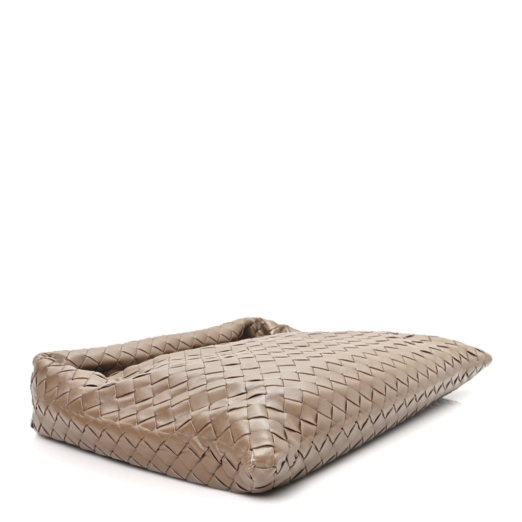 Calfskin Intrecciato Small Hop Pinecone