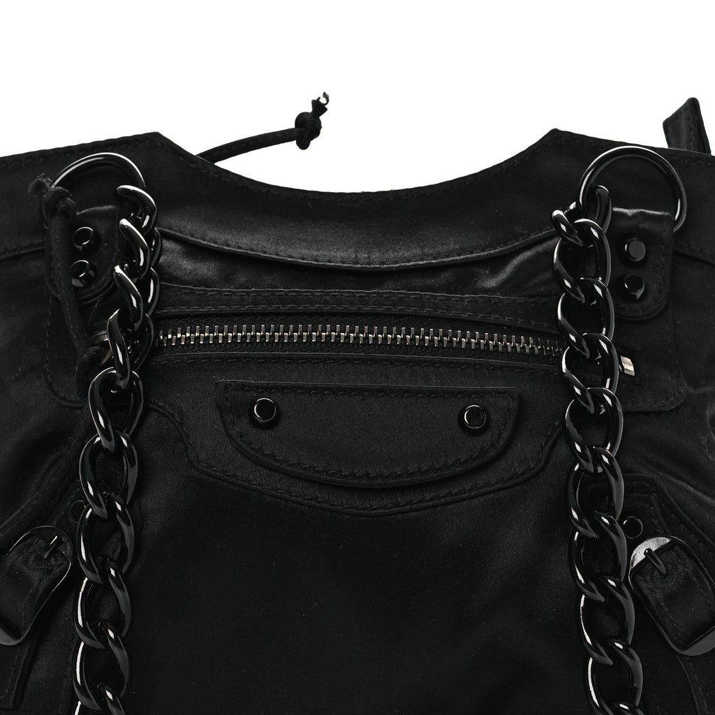 Satin Enamel Classique Chain Shoulder Bag Black