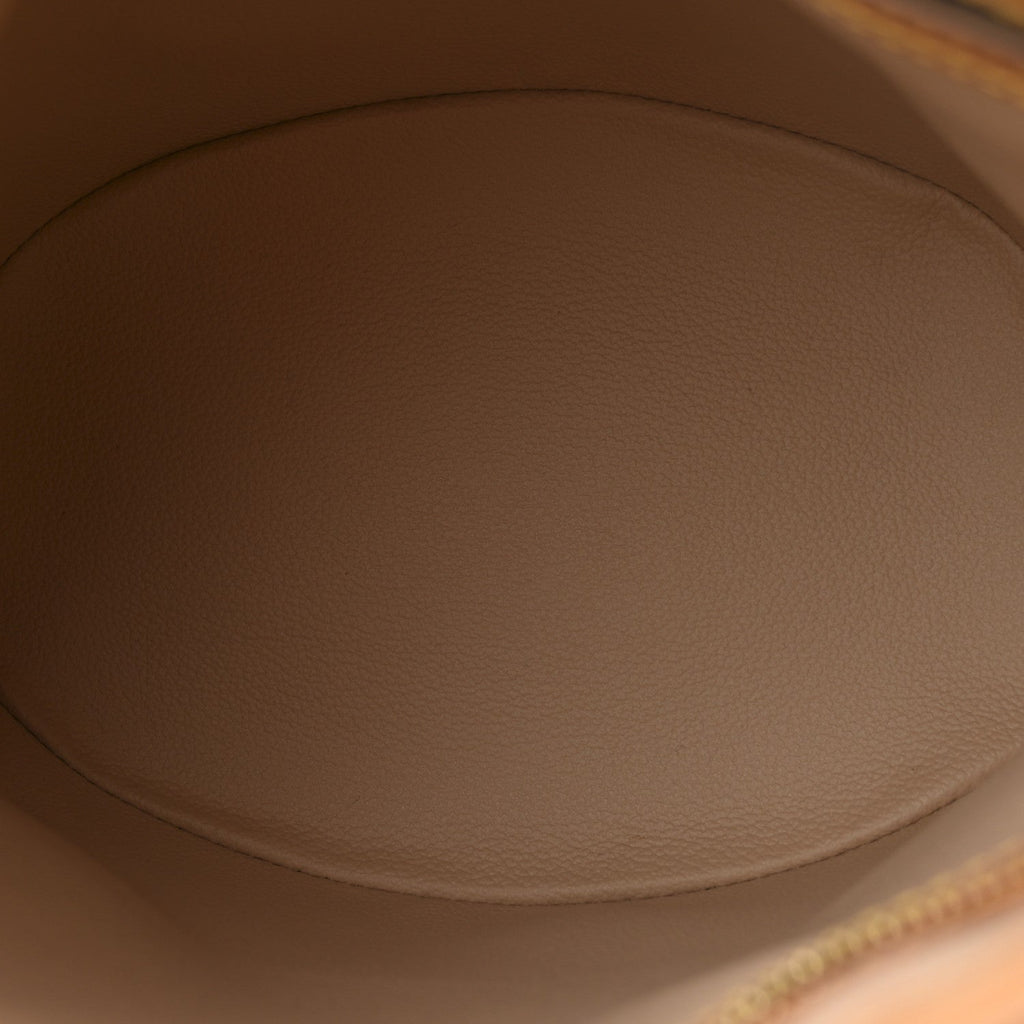 Monogram Petit Bucket 23