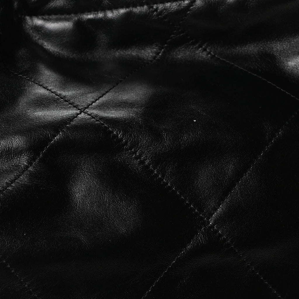 Shiny Calfskin Quilted Chanel 22 Black