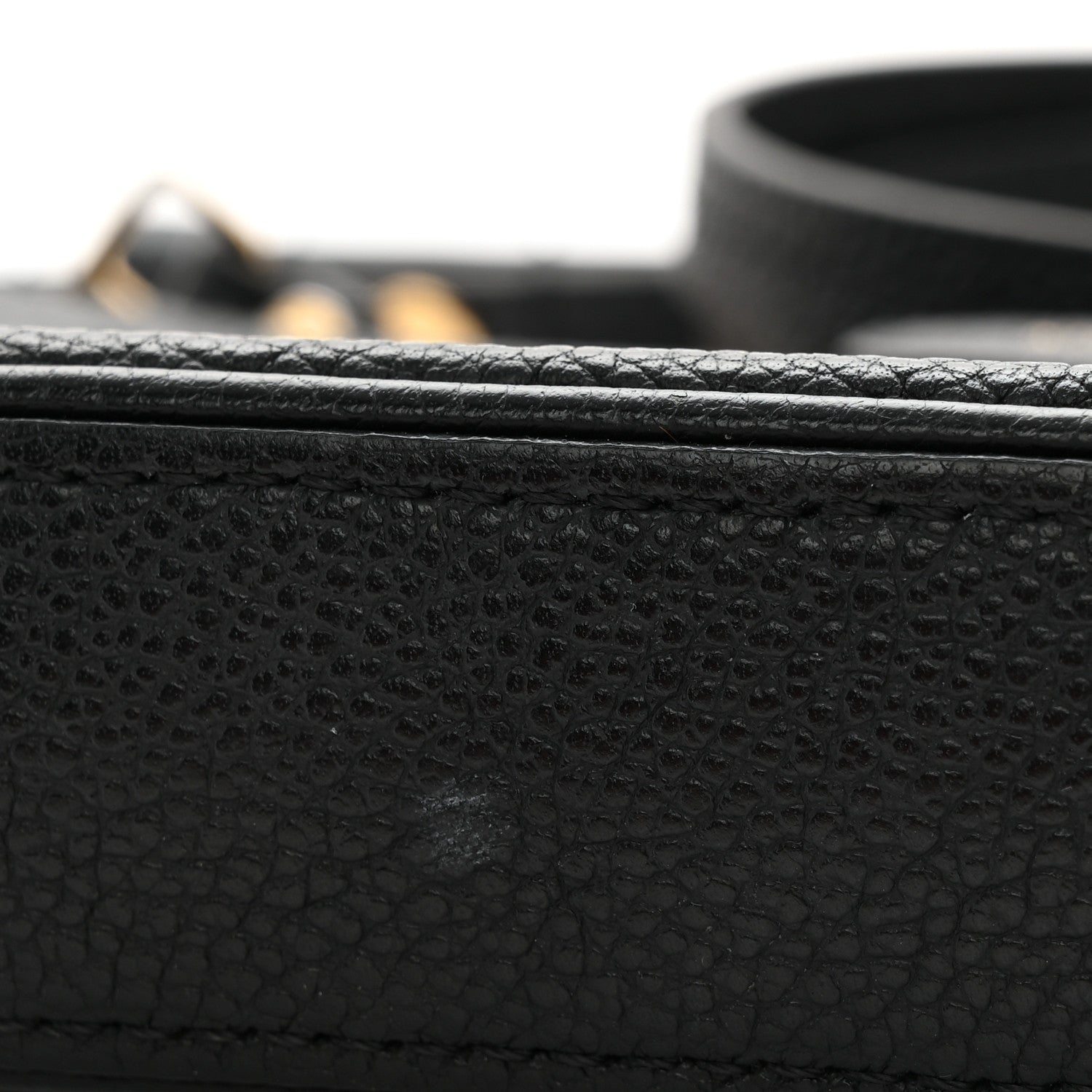 Empreinte Easy Pouch On Strap Black