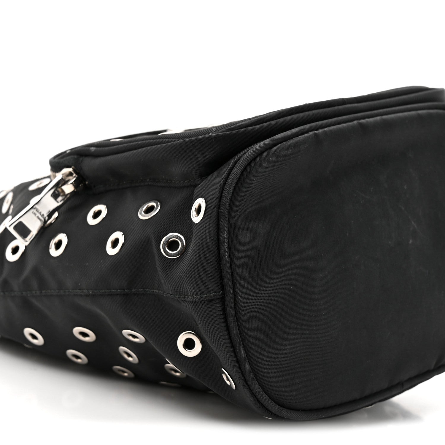 Tessuto Nylon Saffiano Grommets Mini Bucket Crossbody Bag Black