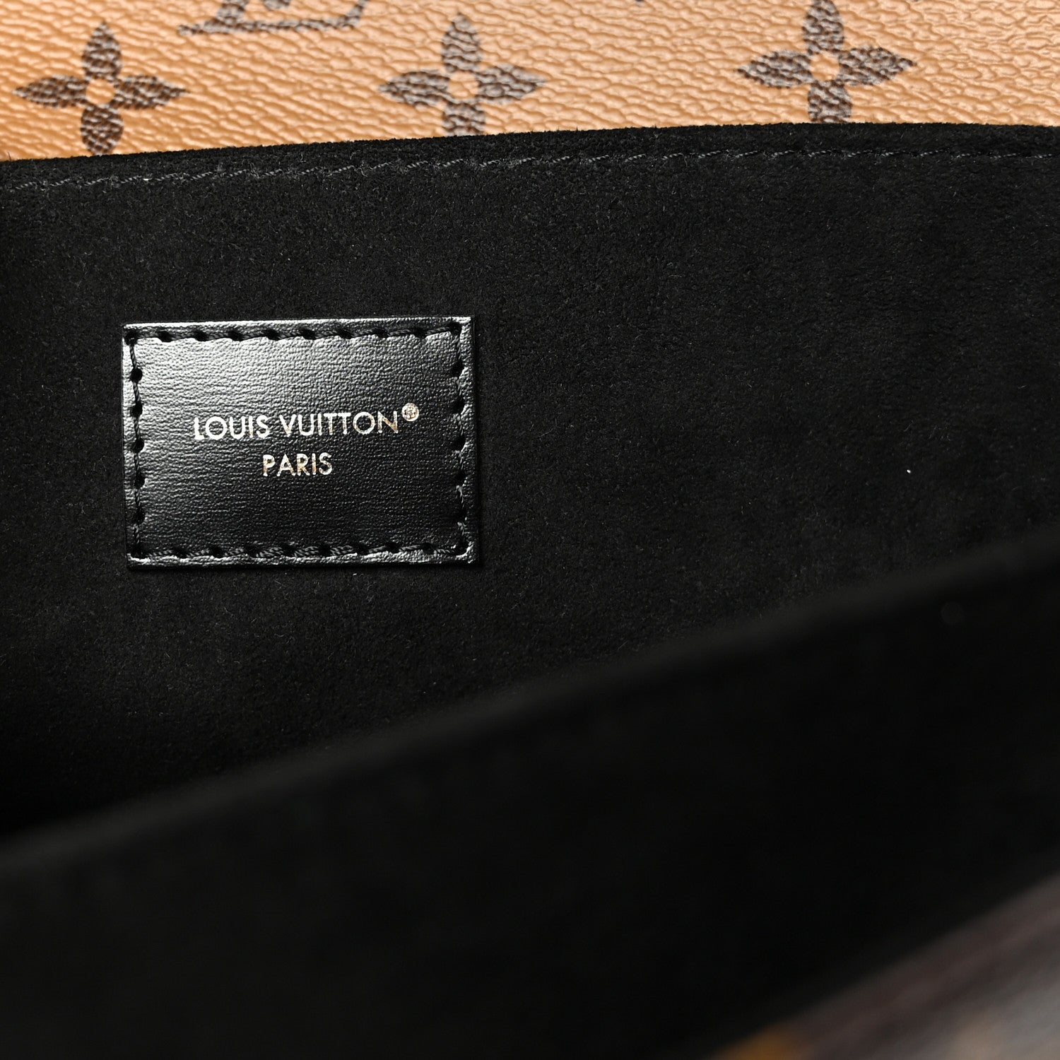 Reverse Monogram Pochette Metis