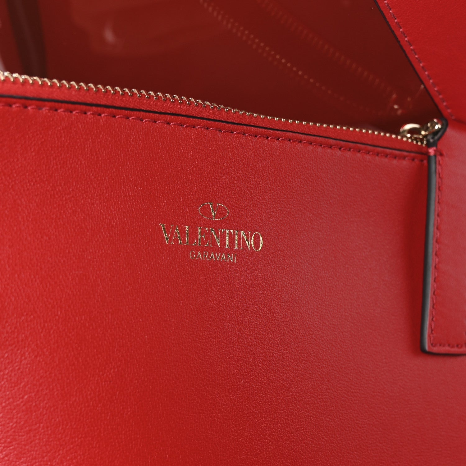 PVC Vlogo Escape Tote Red
