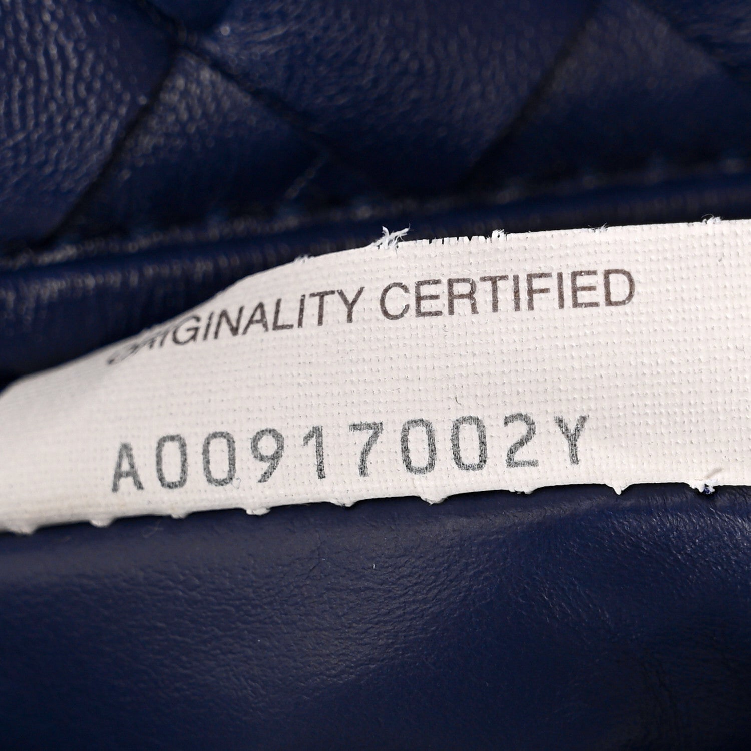 Calfskin Intrecciato Small Hop Duke
