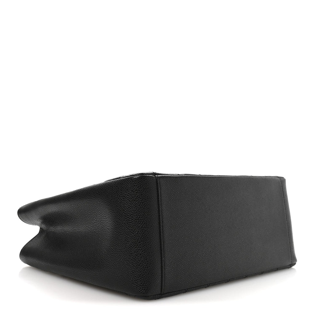 Caviar Quilted Grand Shopping Tote GST Black