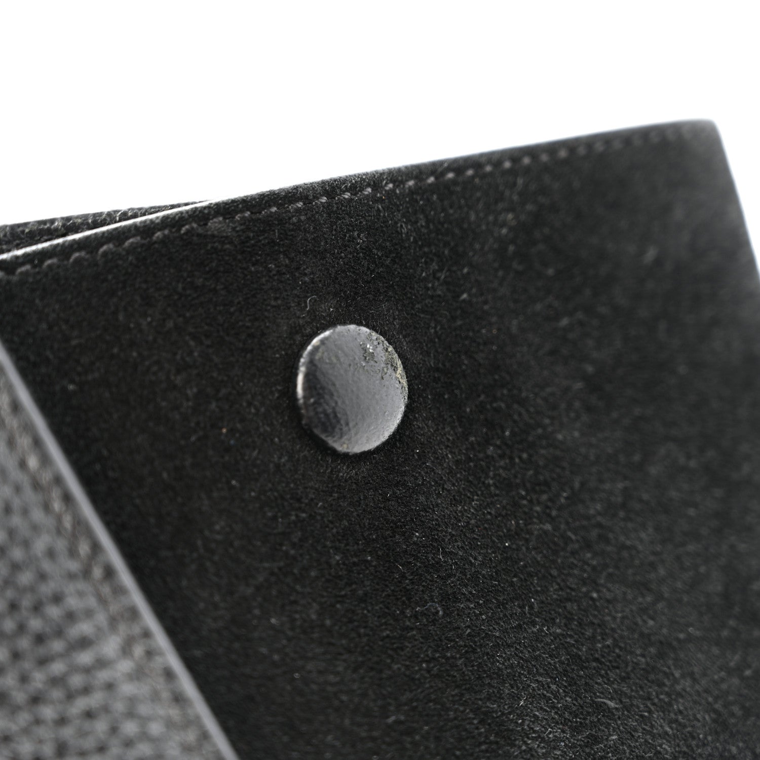 Drummed Calfskin Suede Medium Trapeze Black