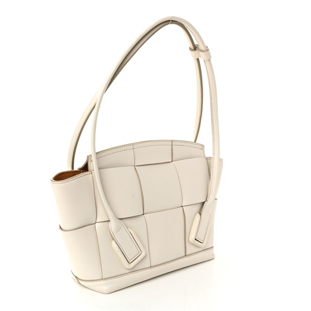 French Calfskin Maxi Intrecciato Arco 33 Bianco