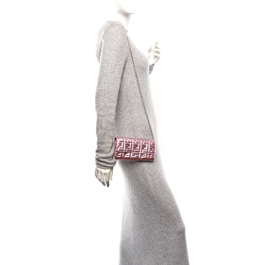 Vitello Catalan Mirror FF 1974 Embossed Continental Wallet on Chain Rosa