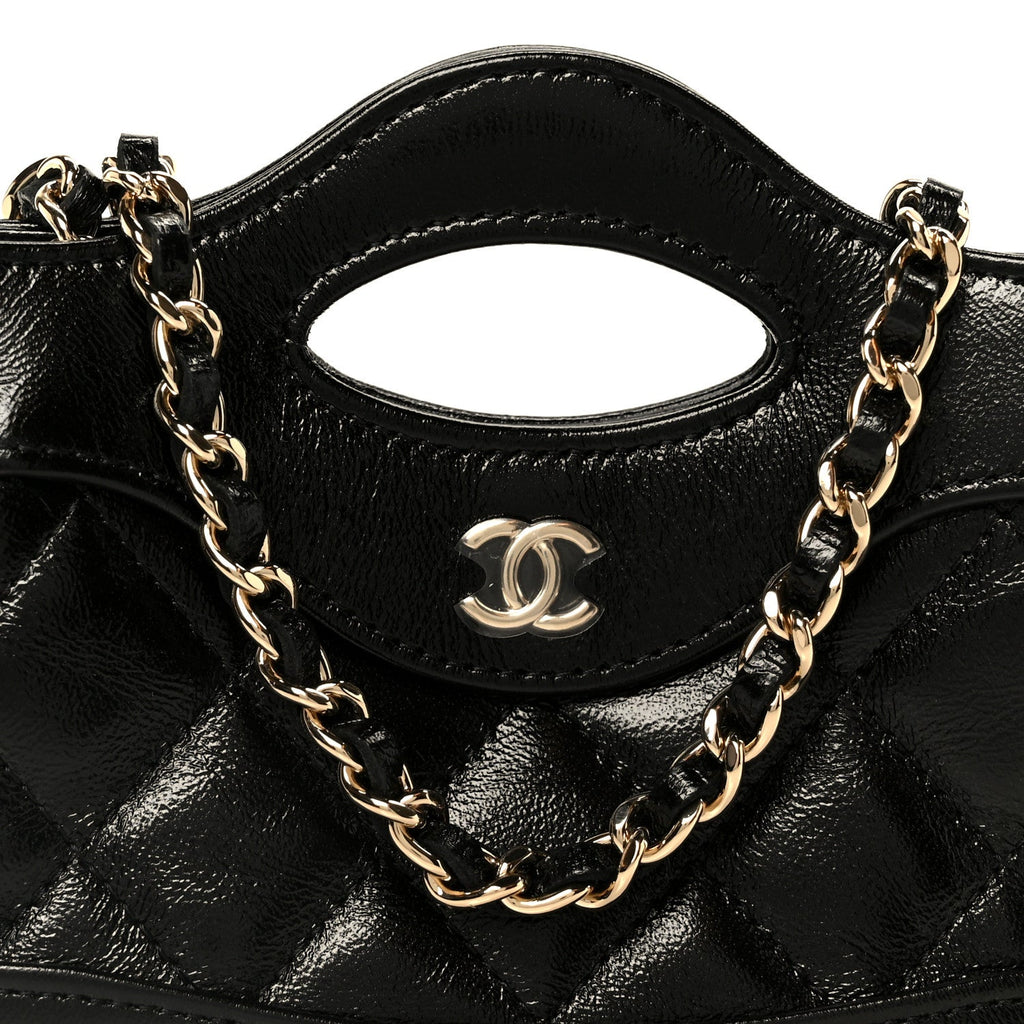 Shiny Lambskin Quilted Micro 31 Clutch With Chain Black
