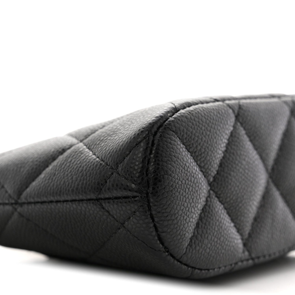 Caviar Quilted Classic Clutch With Chain Black
