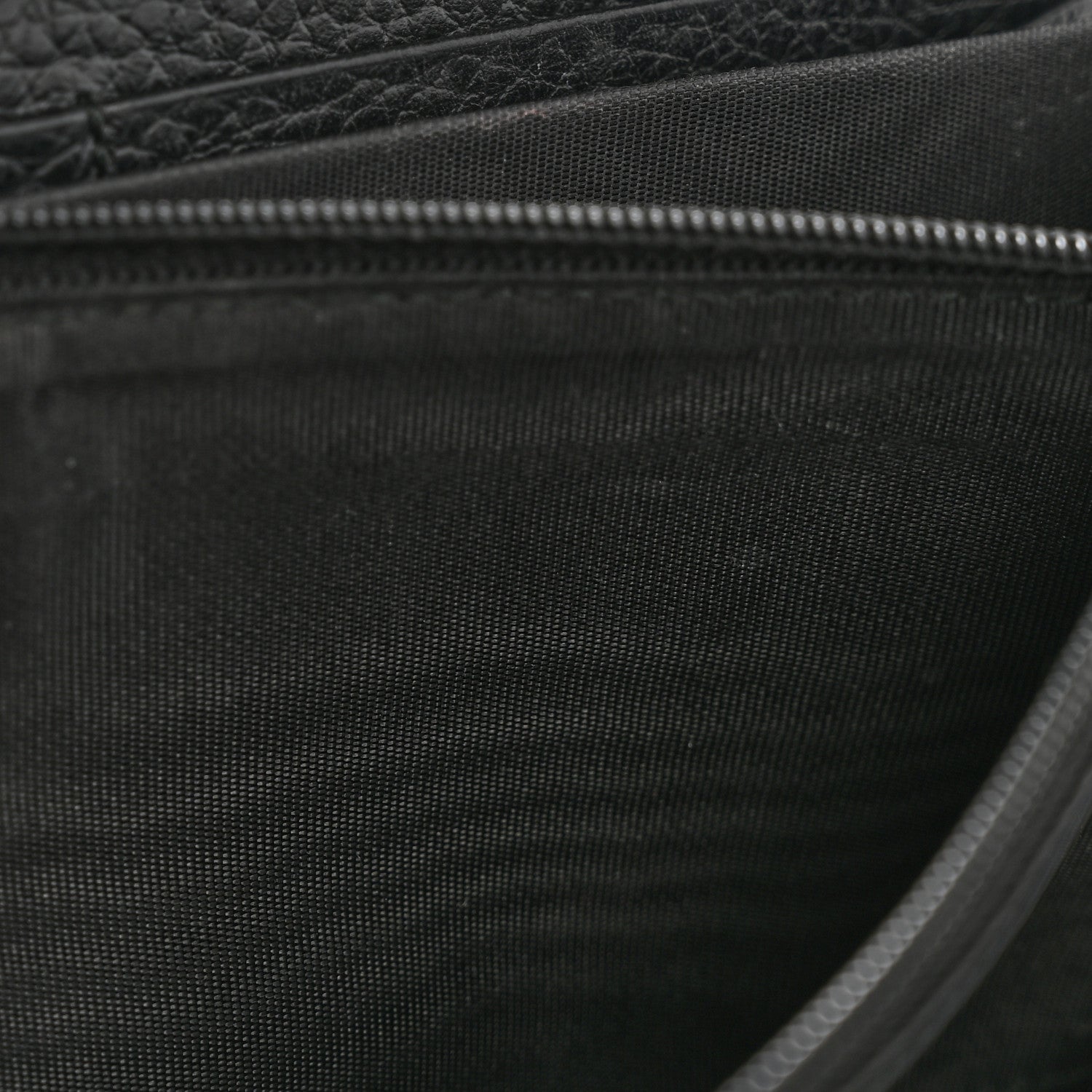 Dollar Calfskin GG Marmont Zip Around Wallet Black