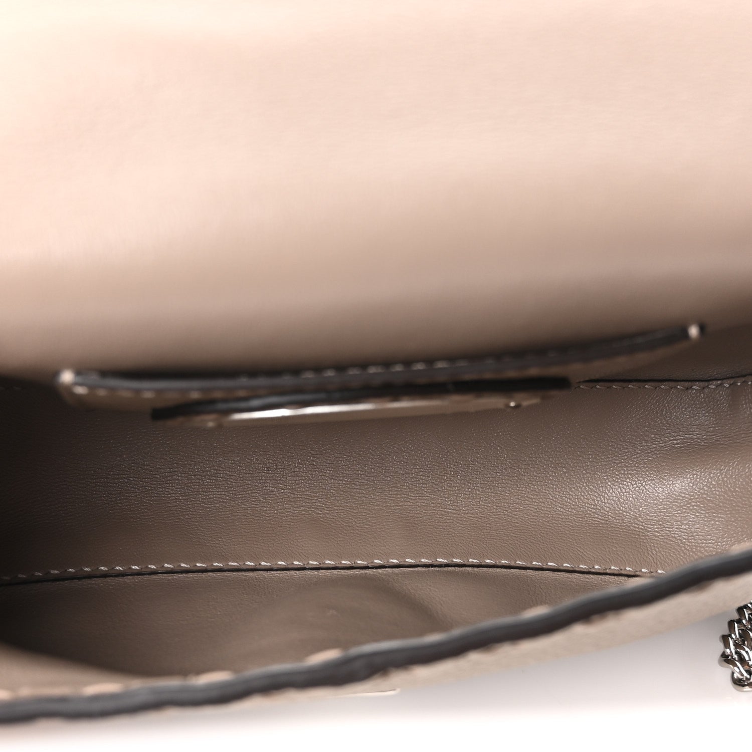 Cuoio Roma Sellerissima Nappa Sintetica Tape Stitch Mini Baguette Argento